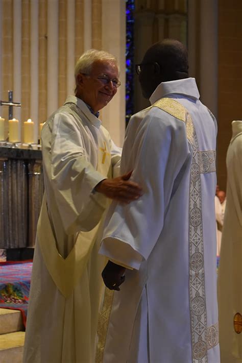 Retour En Images Sur L Ordination Diaconale De Benjamin Sare Paroisse