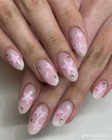 Pin By Michelle Cortes Rodriguez On My Favorites Simple Nails Gel