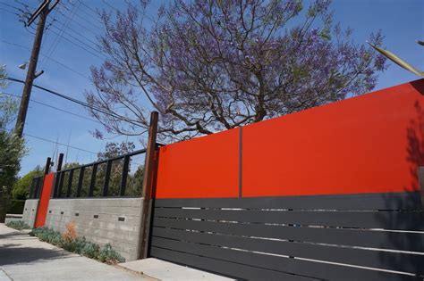 Rosewood Wire Mesh Fencing With Gates Contemporary Entry Los Angeles By Harwell