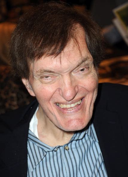 Jaws Actor From James Bond Films Richard Kiel Dies At 74 Entertainment Emirates247