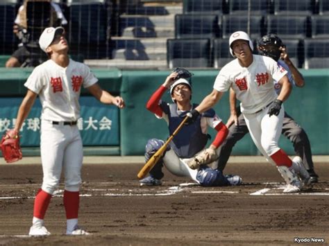 智弁和歌山が21年ぶり3度目の優勝 “智弁対決”の頂上決戦を猛攻で制す Baseball King