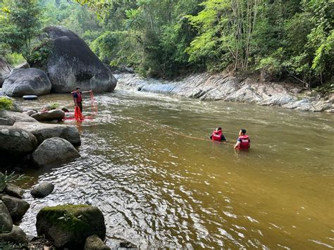 Remaja Dipercayai Lemas Ketika Mandi Di Monkey Rock