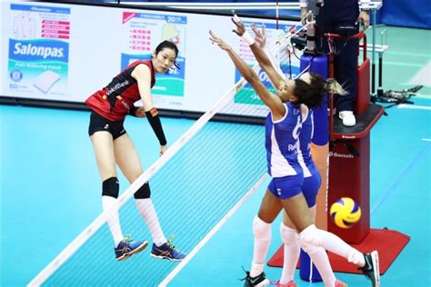 WorldofVolley CWCH W Rezendes side without solution for VakıfBank