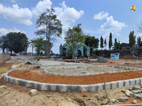 Kementerian Pupr Tata Kawasan Waterfront Siluk Kapuas Hulu Jadikan