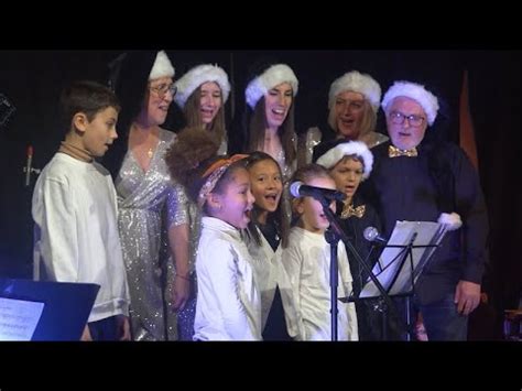 Concert de Nadal solidari i festiu de lEscola de Música Güell de