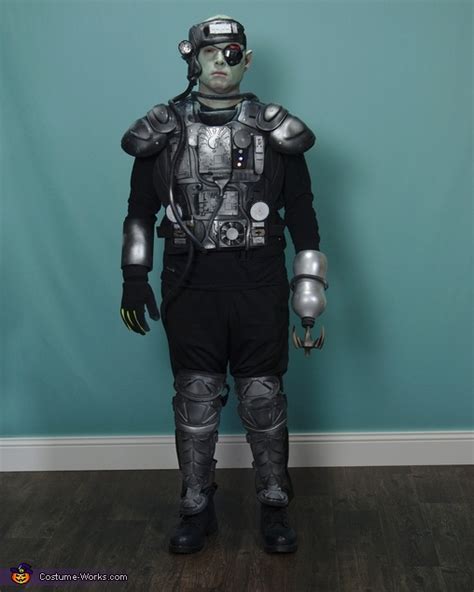 Homemade Cyborg Costume | Creative DIY Costumes - Photo 2/9