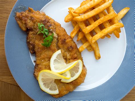 Schnitzel Thin Breaded German Pork Chops Pork Schnitzel Recipe