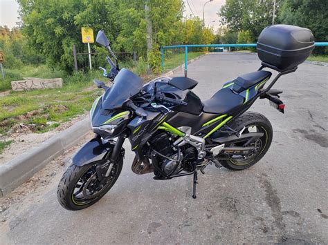 Купить б у Kawasaki Z 900 инжектор 6 передач в Москве чёрный naked bike 2019 года на Авто ру ID