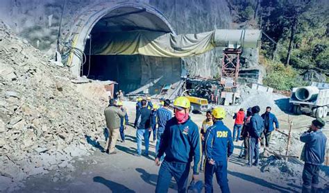 India 40 Workers Trapped In Collapsed Tunnel In Uttarakhand Await