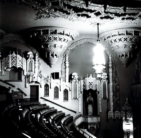 United Artists Theatre - Old photos gallery — Historic Detroit