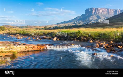 Trekking Mount Roraima Venezuela South America Stock Photo - Alamy