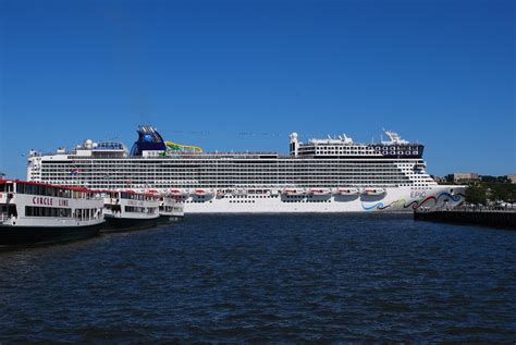 Norwegian Epic Description Photos Position Cruise Deals