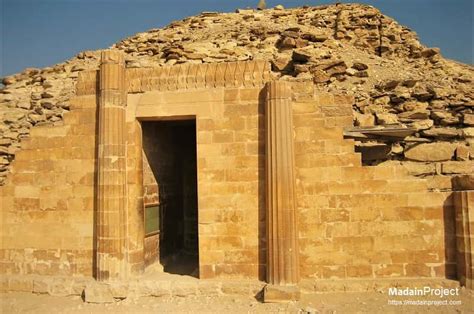 Pyramid Complex Of Djoser Madain Project En