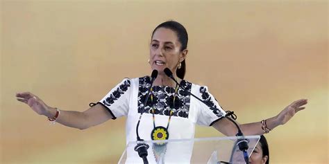 La candidata oficialista a la Presidencia de México pide a Sánchez no