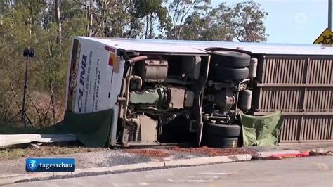 Tote Und Verletzte Bei Busungl Ck In Australien Tagesschau De