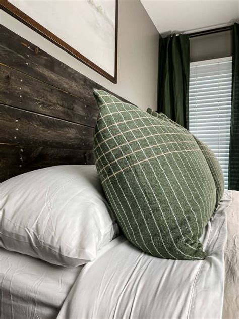 How To Arrange Throw Pillows On A Bed My Homier Home