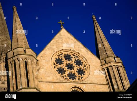 Chichester cathedral stained glass hi-res stock photography and images ...