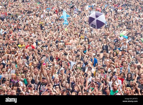 Kostrzyn, Poland. 3rd August, 2017. Applauding crowd at the 23rd ...