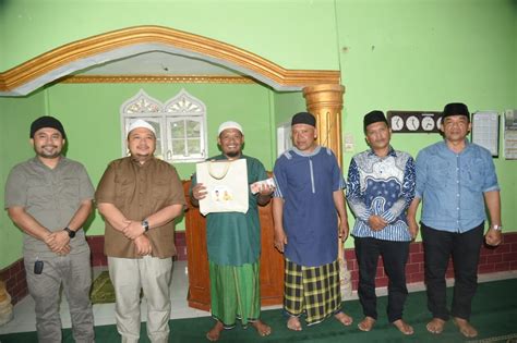 Hari Terakhir Ramadan Bupati Tapsel Salurkan Zakat Mal Kepada Tiga