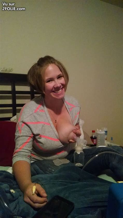 Cette Blonde Grassouillette Ses Gros Seins Gorg S De Bon Lait