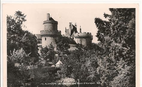 Alençon Le Château Des Ducs Dalençon Carte Postale Ancienne Et Vue