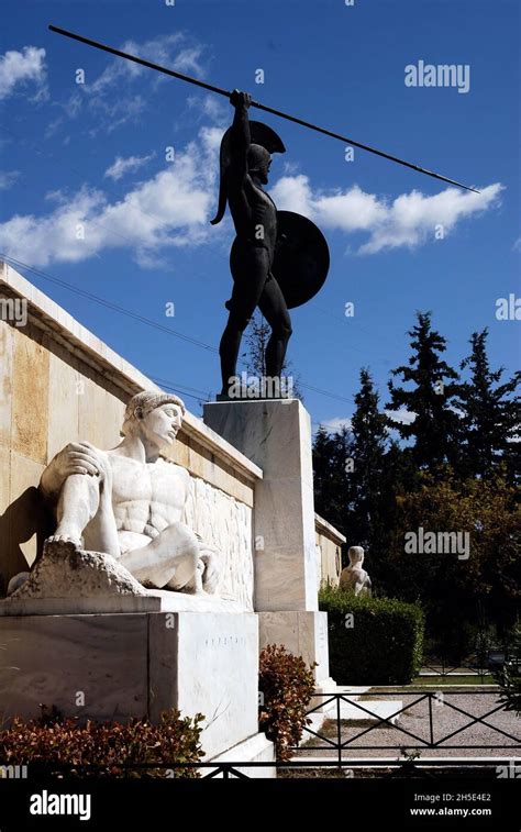 Greece Battle of Thermopylae Leonidas monument Stock Photo - Alamy