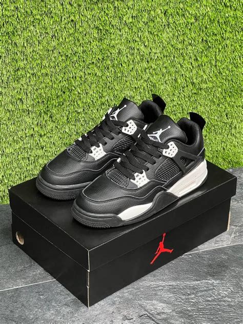 Мужские кроссовки nike air jordan 4 retro🔥 — цена 1799 грн в каталоге ...