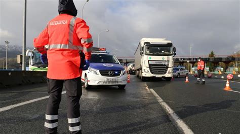 Nueva campaña de la Ertzaintza y las policías locales para vigilar el