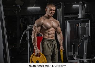 Portrait Handsome Sporty Man Naked Muscular Stock Photo 1701952594 Shutterstock