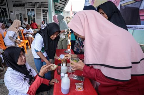 Gelar Pelatihan Umkm Relawan Ganjar Mahfud Dukung Ibu Ibu Di Lampung