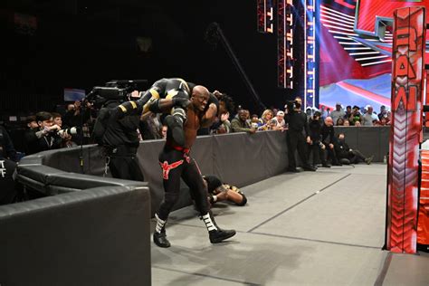 Productores De Combates Y Segmentos Del Show De Wwe Raw De Enero De