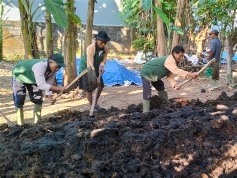 Petani Kota Blitar Siap Optimalkan Penggunaan Pupuk Organik Kota Blitar