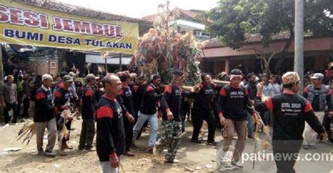 Festival Pesta Rakyat Desa Tulakan, Tradisi Jembul Menjadi Puncak Acara