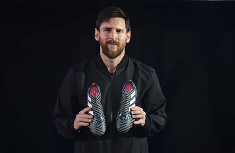 Así Ha Sido El Acto De Presentación De Las Nuevas Botas De Messi