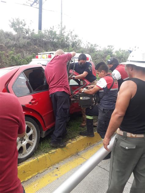 3 Personas Resultaron Lesionados Al Sufrir Un Accidente Automovilístico