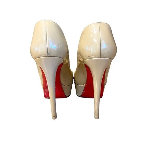 Christian Louboutin Nude Peep Toe Platform Patent Lea Gem