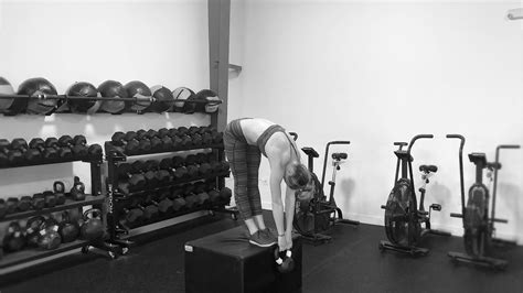 Standing Weighted Pike Hang Youtube