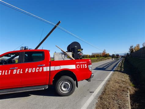 Quargnento Pali Della Luce Pericolanti Provinciale Bloccata Il Piccolo