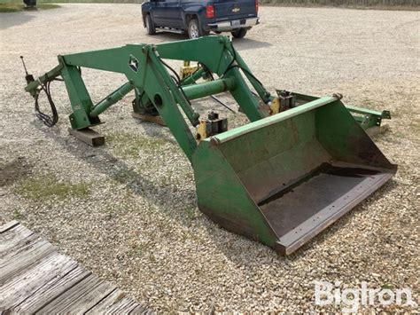 John Deere 148 Tractor Mounted Loader W Bucket And Bale Spear Bigiron Auctions