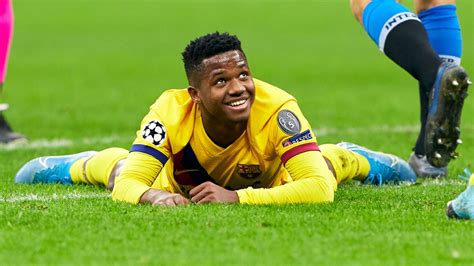 Barcelonas Ansu Fati 17 Youngest Champions League Goal Scorer Ever