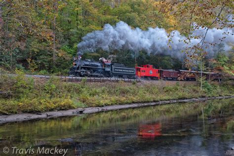 Great Smoky Mountains Railroad 1702 Leading The Nantahala Flickr