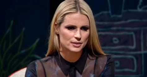 Michelle Hunziker Mostra Il Terrazzo Della Sua Casa Dopo Il Nubifragio