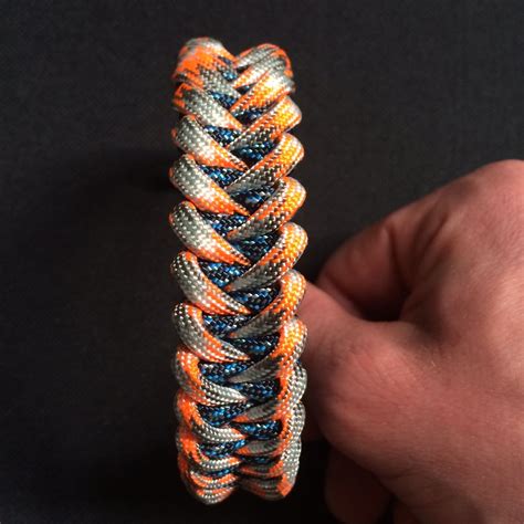 Paracord Bracelet Patterns 550 Paracord Projects Com Paracord