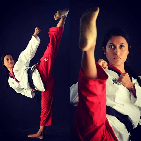 Pin By August Duwi On The Pose Of Beauty👌👍 Martial Arts Women