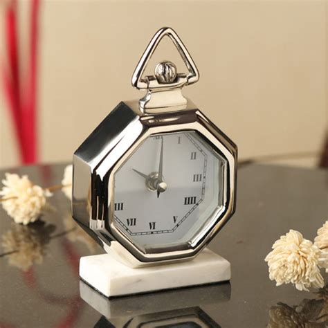 Victoria Table Clock In Silver Finish Wallmantra