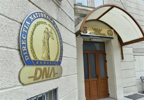 Dna A Re Inut Un Comisar Ef De La Combaterea Criminalit Ii Organizate