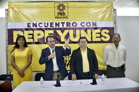 Pepe Yunes Recibe Constancia Como Candidato A Gobernador Por El Prd