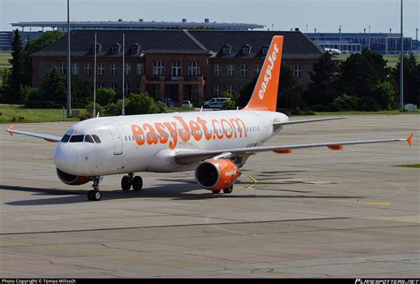 G Eztg Easyjet Airbus A Photo By Tomas Milosch Id