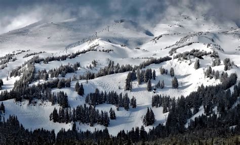 Mount Hood Ski Slopes in Oregon image - Free stock photo - Public ...