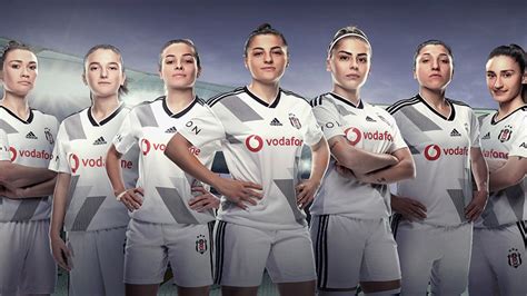 Beşiktaş Kadın Futbol Takımı, Vodafone ile sözleşme yeniledi - Duhuliye